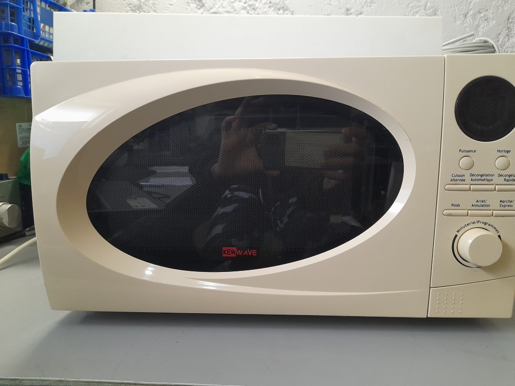 Micro-Ondes KERWAVE